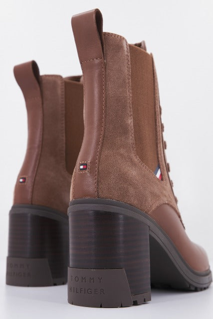TOMMY HILFIGER OUTDOOR HEEL LACE UP en color MARRON (3)