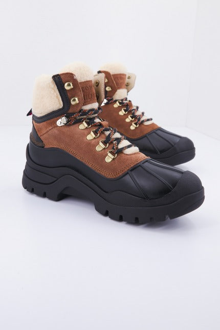 TOMMY HILFIGER OUTDOOR WARMLINED BOOT en color MARRON (1)