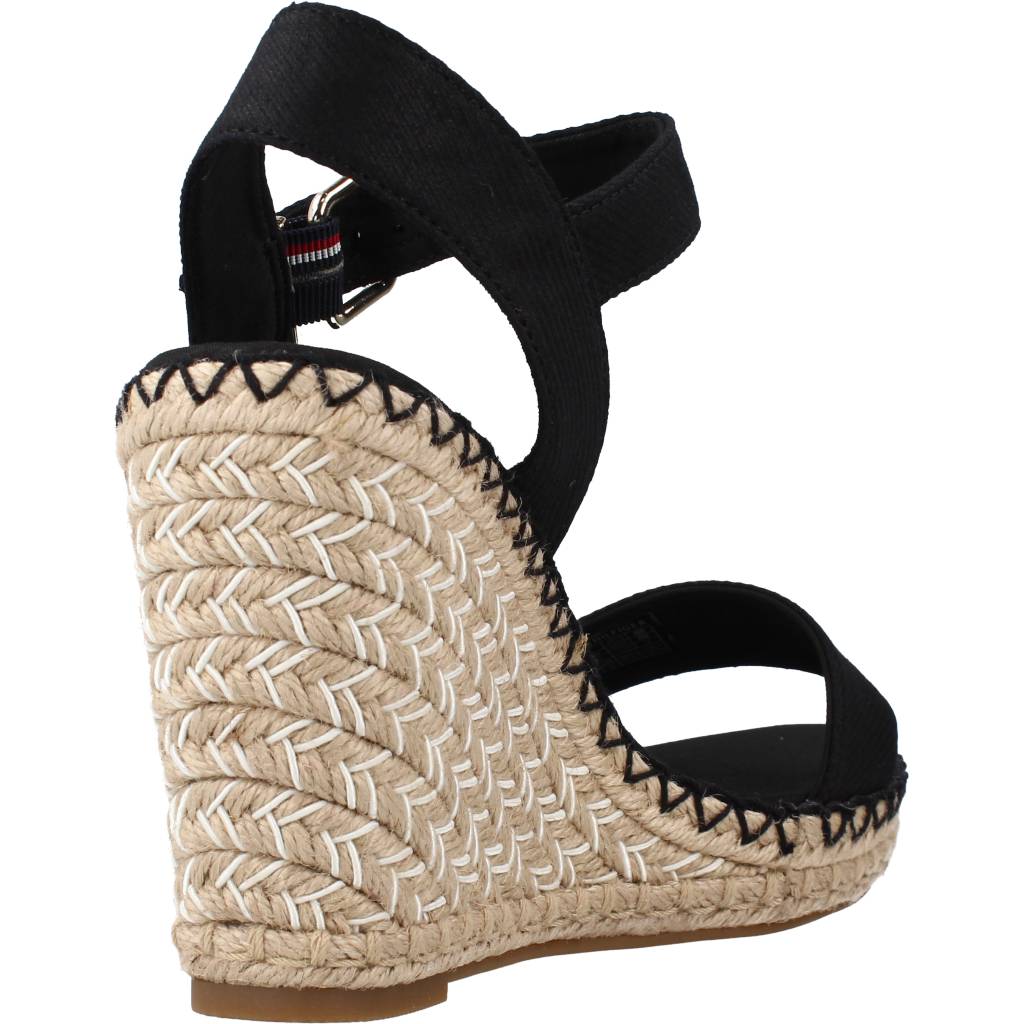 TOMMY HILFIGER SHINY TOUCHES HIGH WEDGE en color NEGRO (3)