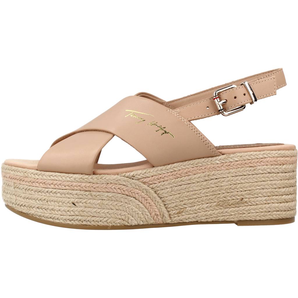 TOMMY HILFIGER ELEVATED TH LEATHER FLAT en color NUDE (2)