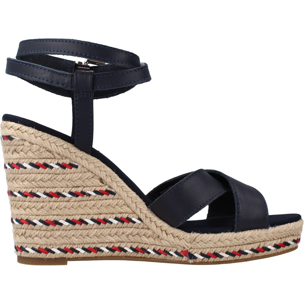 TOMMY HILFIGER FEMININE HIGH WEDGE SAND en color AZUL (4)