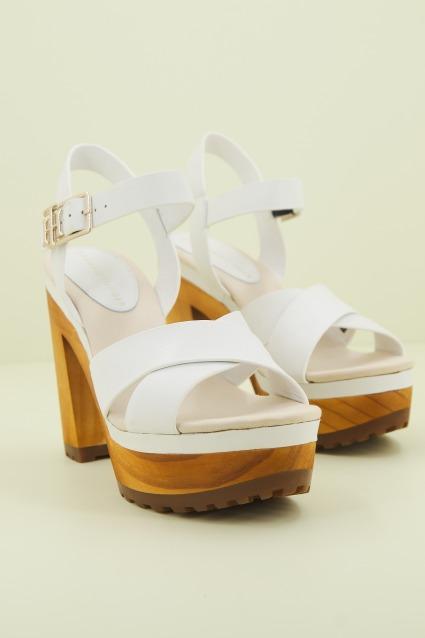 TOMMY HILFIGER FEMININE HIGH HEEL CLOG en color BLANCO (2)