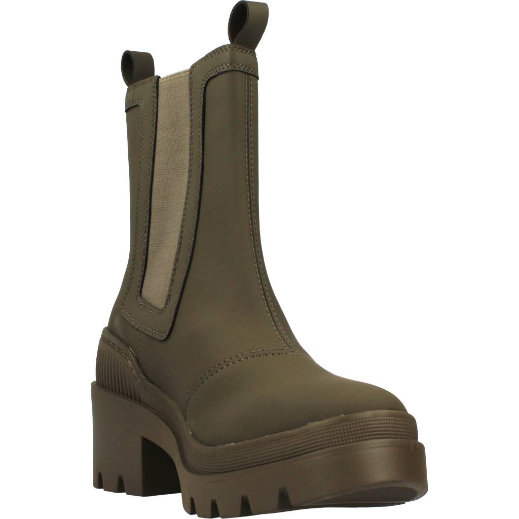 TOMMY HILFIGER HEELED CHELSEY BOOT BIO en color VERDE (5)
