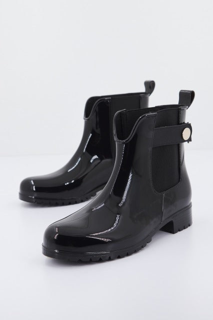 TOMMY HILFIGER ANKLE RAINBOOT WITH META en color NEGRO (2)