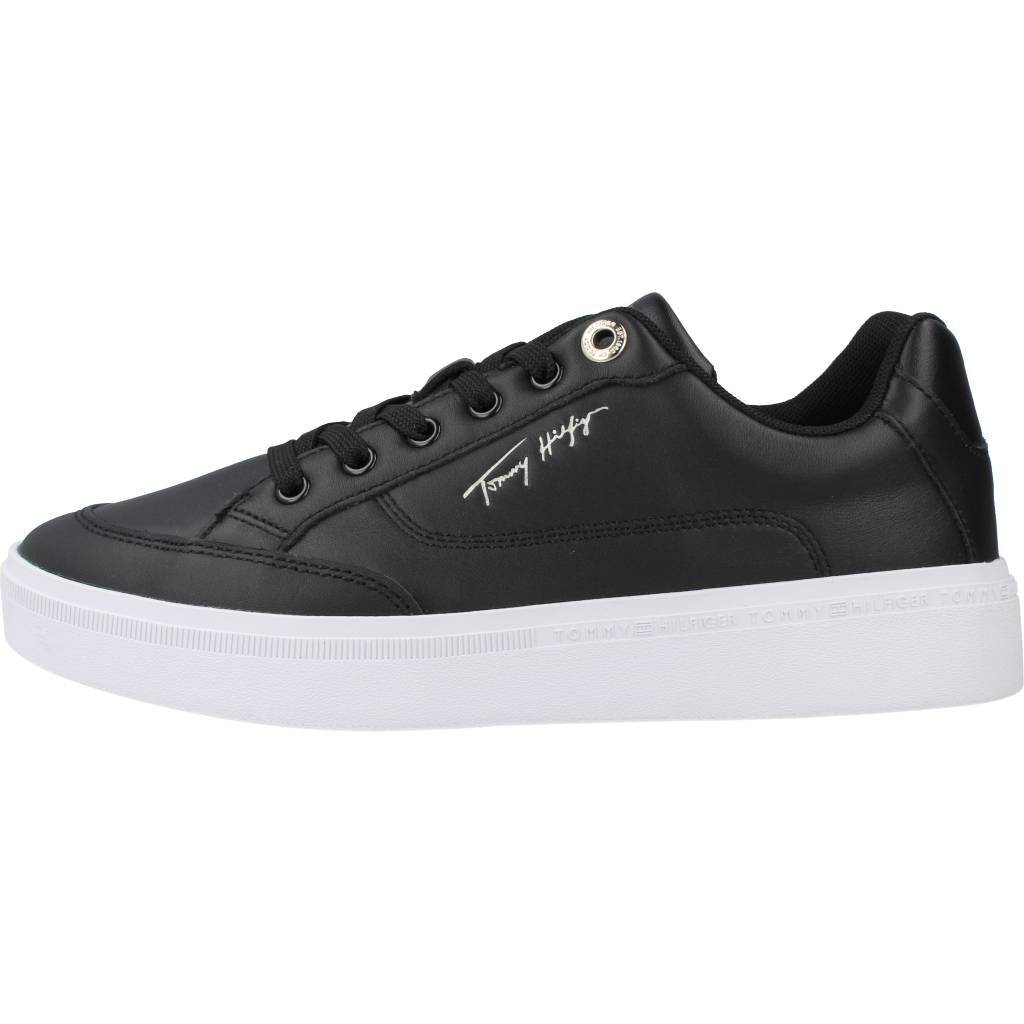 TOMMY HILFIGER ESSENTIAL TH COURT SNEAK en color NEGRO (2)