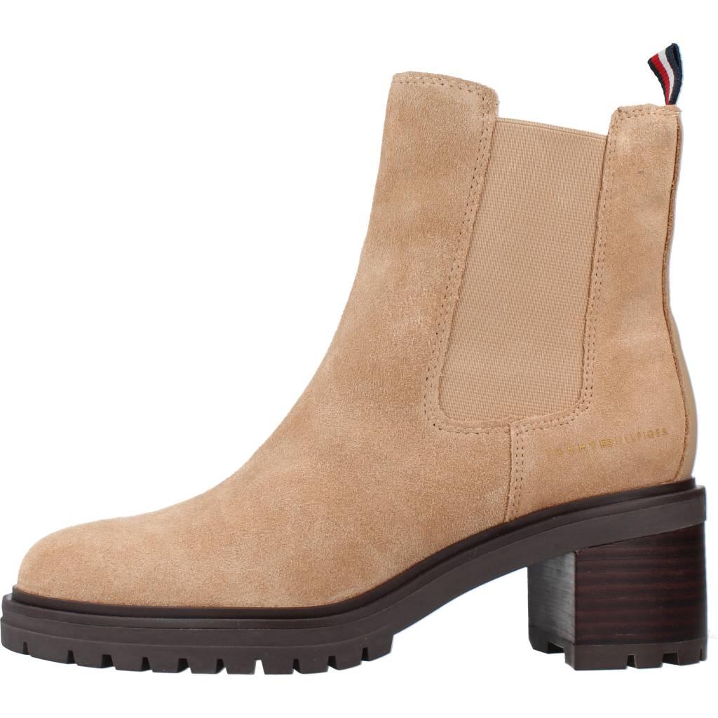 TOMMY HILFIGER CHELSEA MID HEEL en color NUDE (2)