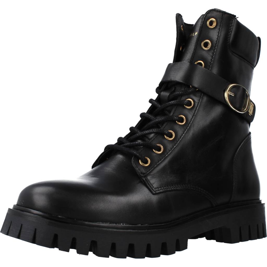 TOMMY HILFIGER BUCKLE LACE UP BOOT en color NEGRO (1)