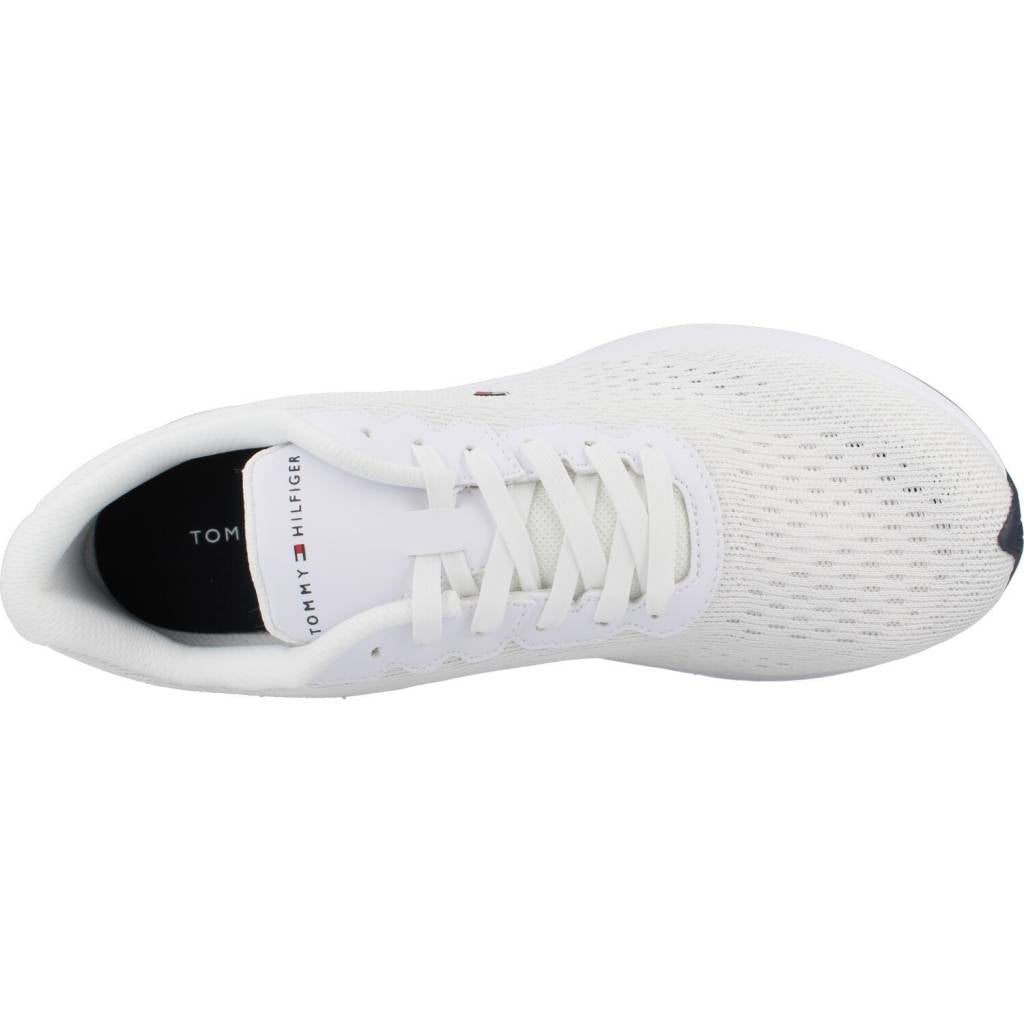 TOMMY HILFIGER LIGHTWEIGHT RUNNER KNIT en color BLANCO (7)