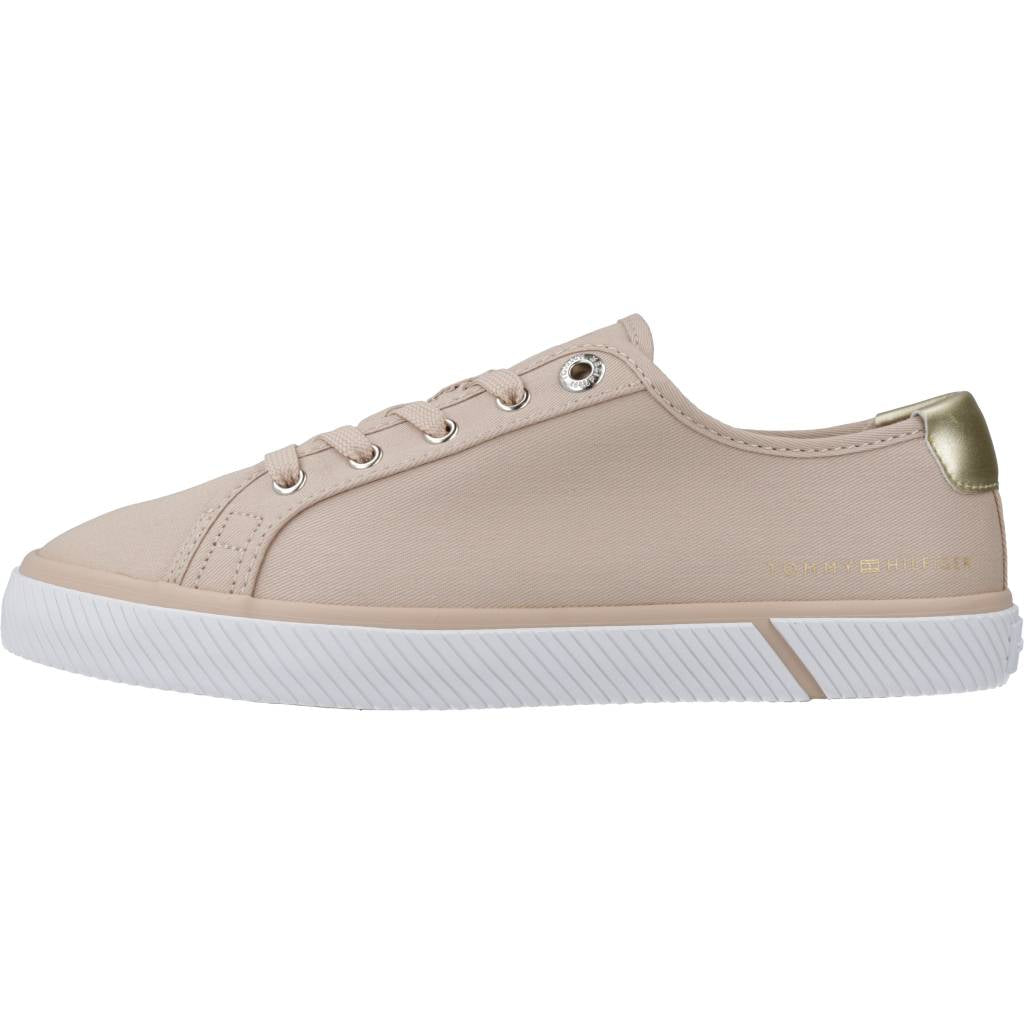 TOMMY HILFIGER LACE UP VULC en color NUDE (2)