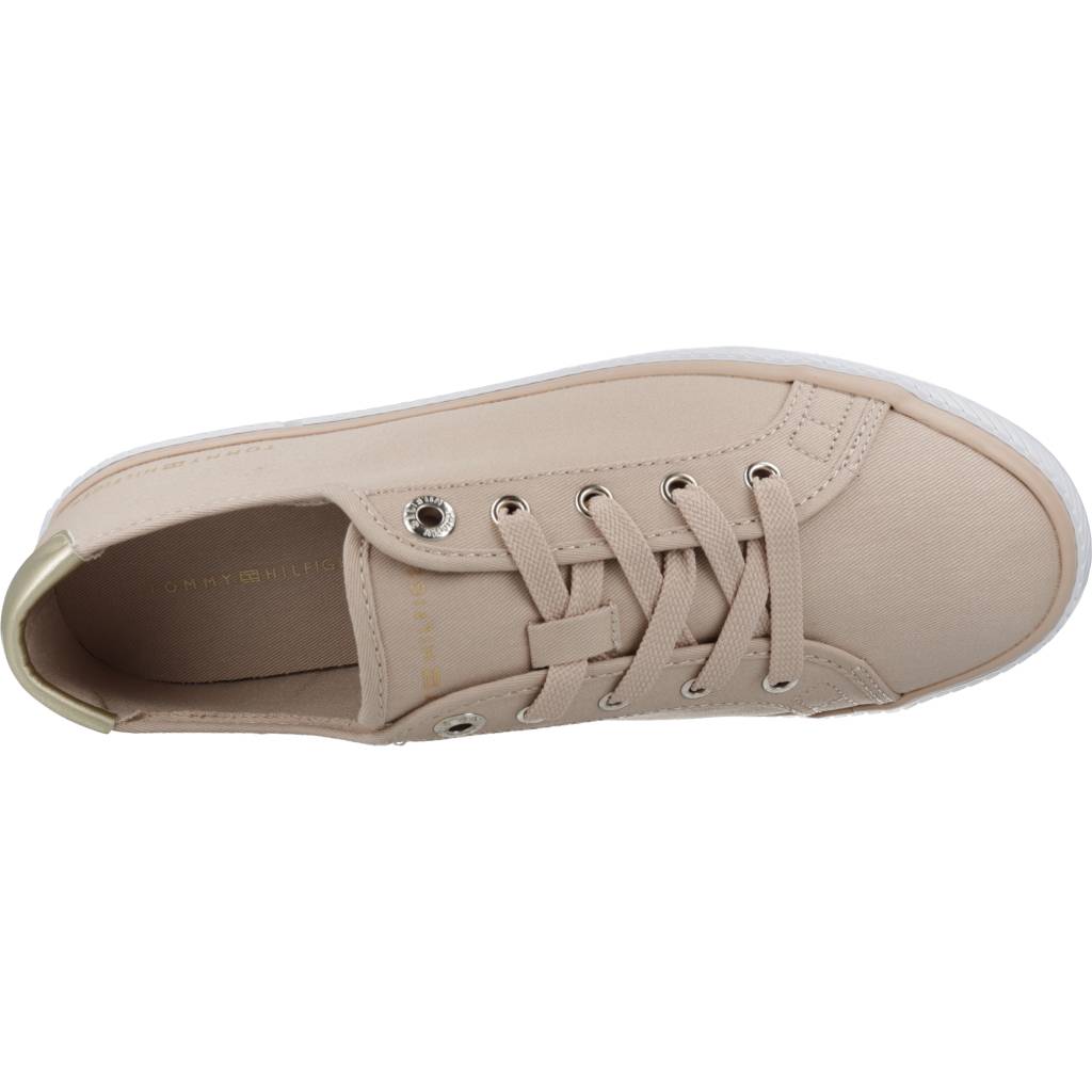TOMMY HILFIGER LACE UP VULC en color NUDE (7)