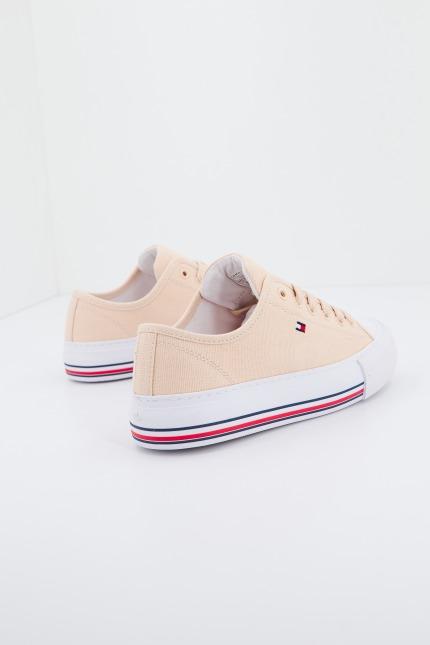 TOMMY HILFIGER LACE UP en color NUDE (3)