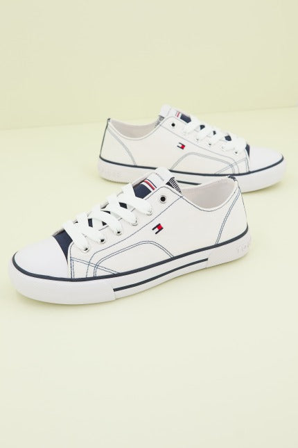 TOMMY HILFIGER LACE UP en color BLANCO (3)