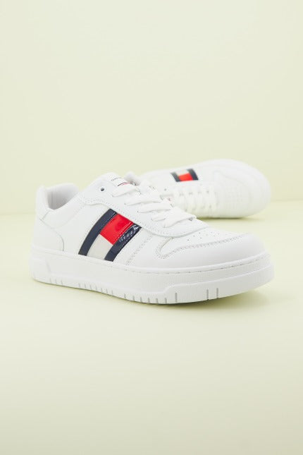 TOMMY HILFIGER LACE UP en color BLANCO (1)