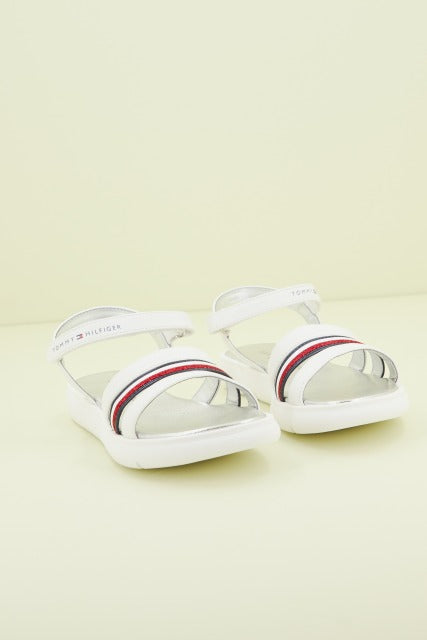 TOMMY HILFIGER STRIPES TIRA ADHESIVA SANDAL en color BLANCO (1)