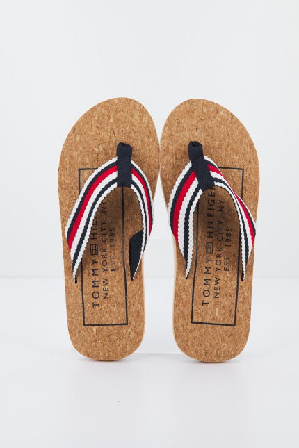 TOMMY HILFIGER CORK BEACH SANDAL en color AZUL (1)