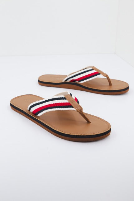 TOMMY HILFIGER LEATHER BEACH SANDAL en color MARRON (2)