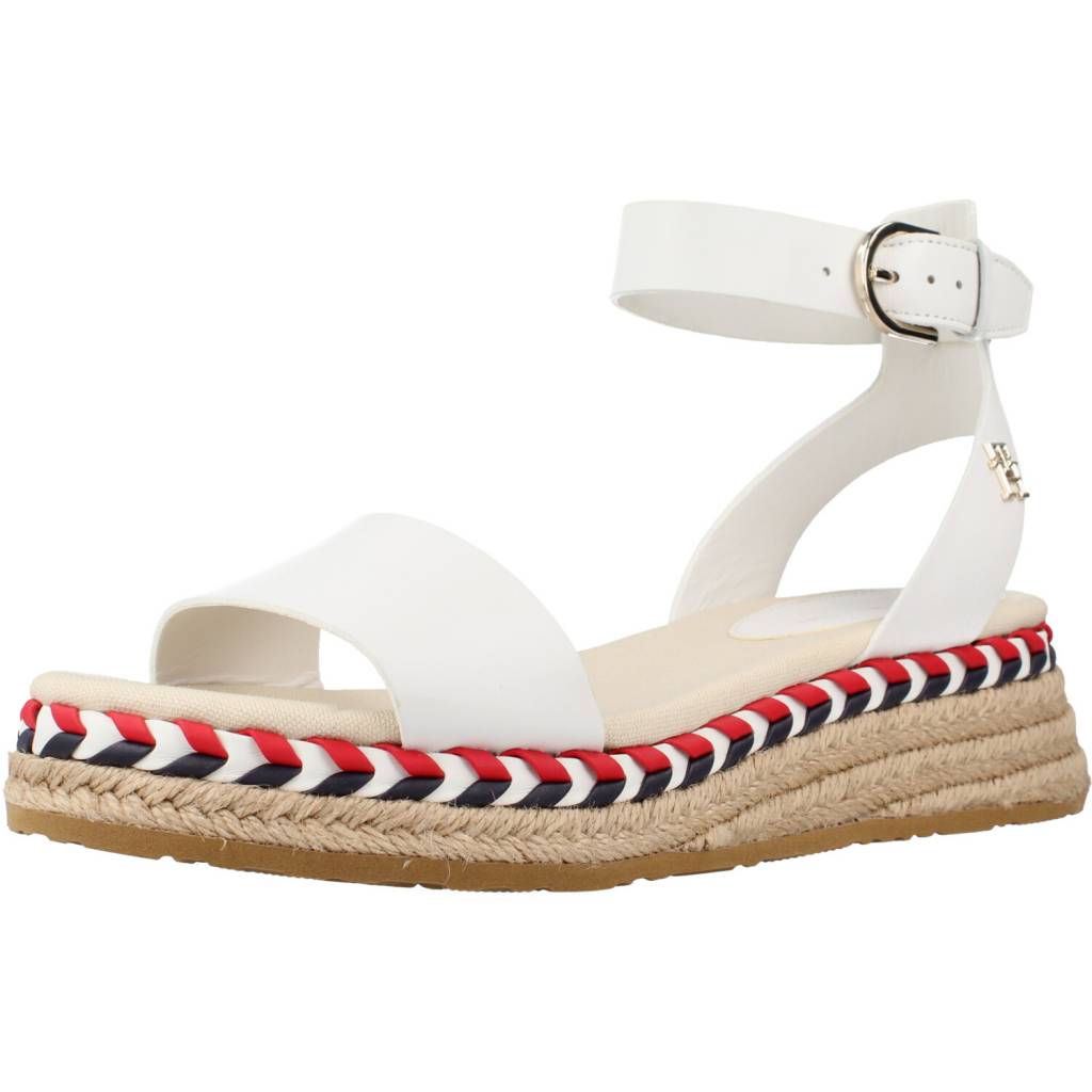 TOMMY HILFIGER LOW WEDGE SANDAL en color BLANCO (1)