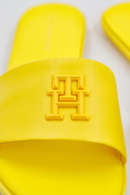 TOMMY HILFIGER TH POP MULE en color AMARILLO (4)