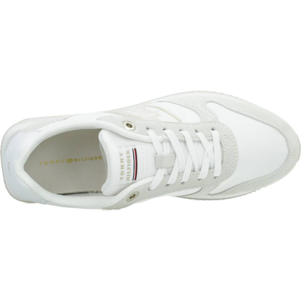TOMMY HILFIGER RUNNER WITH TH WEBBING en color BLANCO (7)