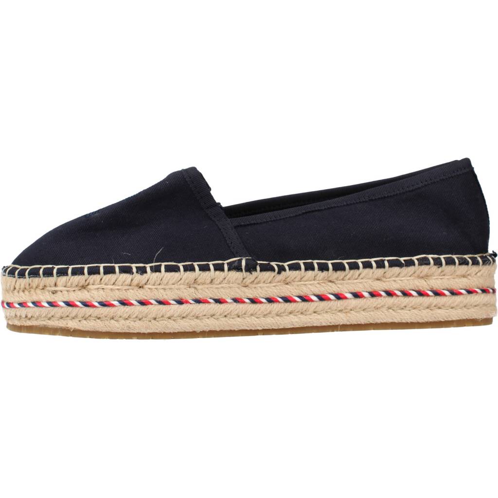 TOMMY HILFIGER TH EMBROIDERED FLATFORM en color BLANCO (2)
