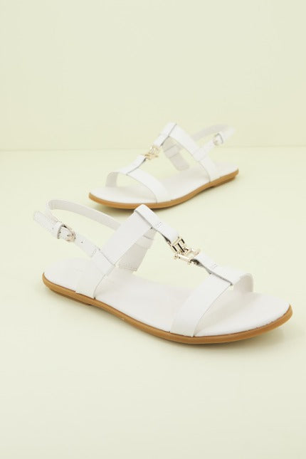 TOMMY HILFIGER TH FLAT SANDAL en color BLANCO (1)