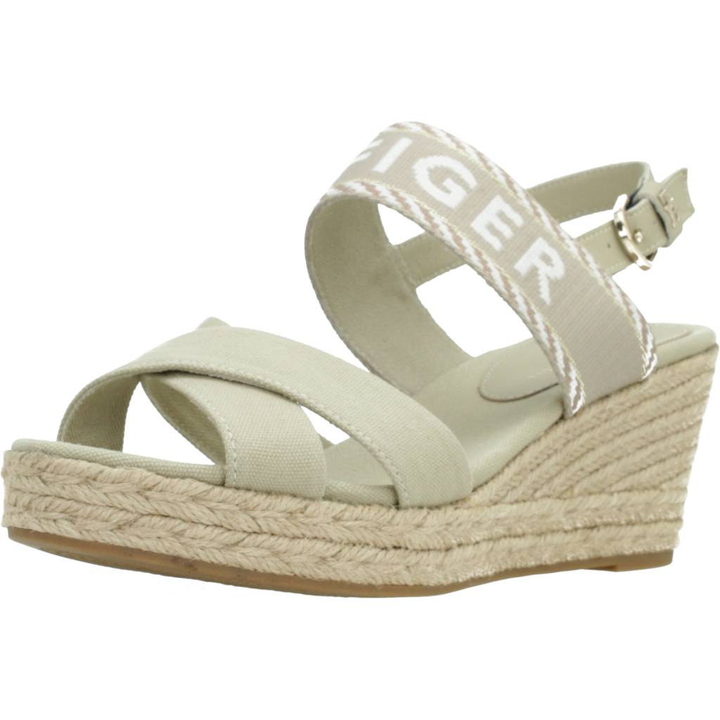 TOMMY HILFIGER SEASONAL WEBBING MID WED en color BEIS (1)