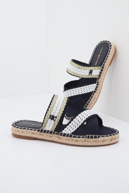 TOMMY HILFIGER GOLDEN WEBBING SANDAL en color AZUL (1)