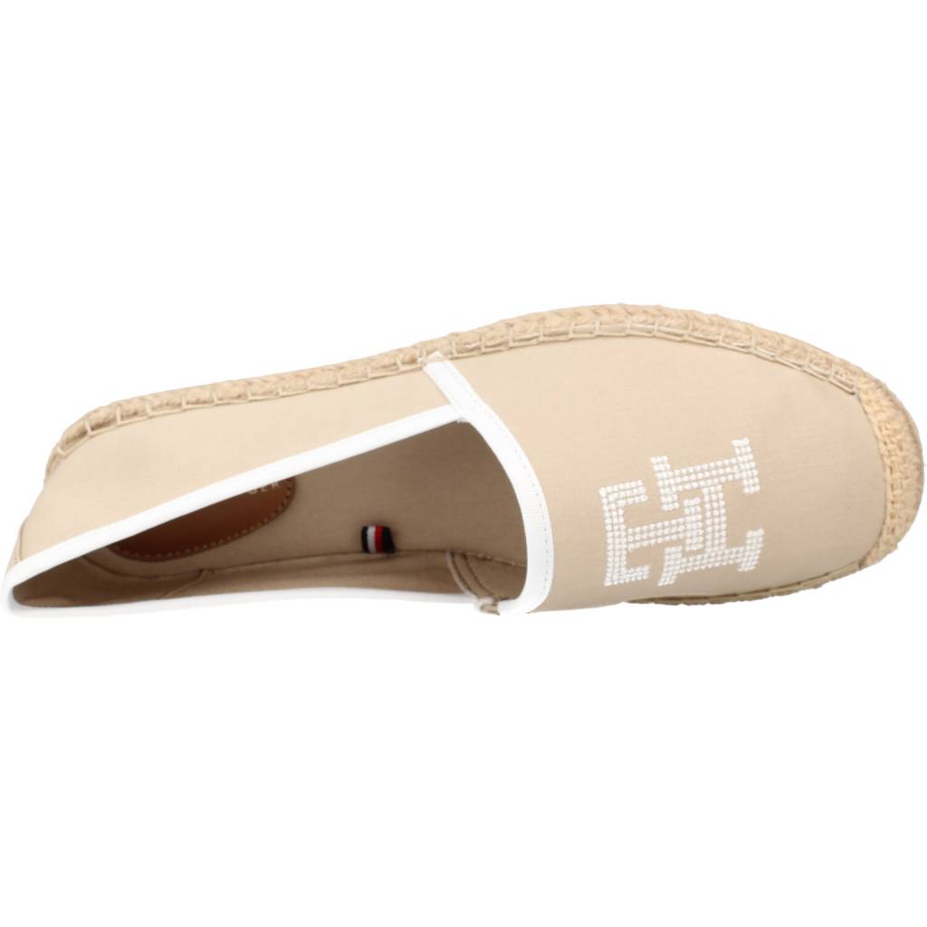 TOMMY HILFIGER TH EMBROIDERED ESPADRILL en color MARRON CLARO (7)