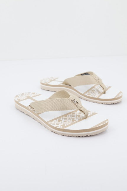 TOMMY HILFIGER MONOGRAM en color BEIS (2)