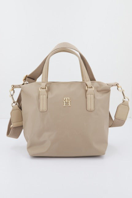 TOMMY HILFIGER AWAW POPPY SMALL TOTE en color MARRON CLARO (1)