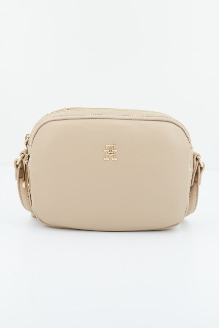 TOMMY HILFIGER POPPY PLUS CROSSOVER en color BEIS (1)