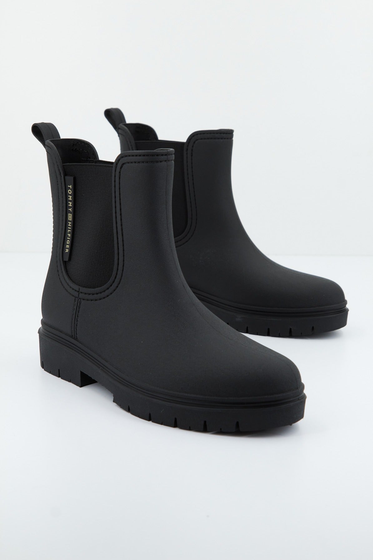TOMMY HILFIGER FWFW en color NEGRO (1)