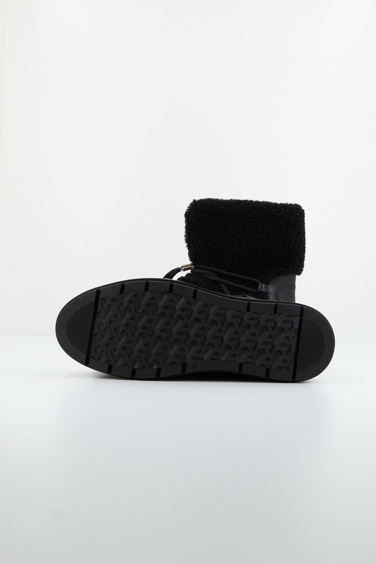 TOMMY HILFIGER TOMMY TEDDY SNOWBOOT en color NEGRO (4)