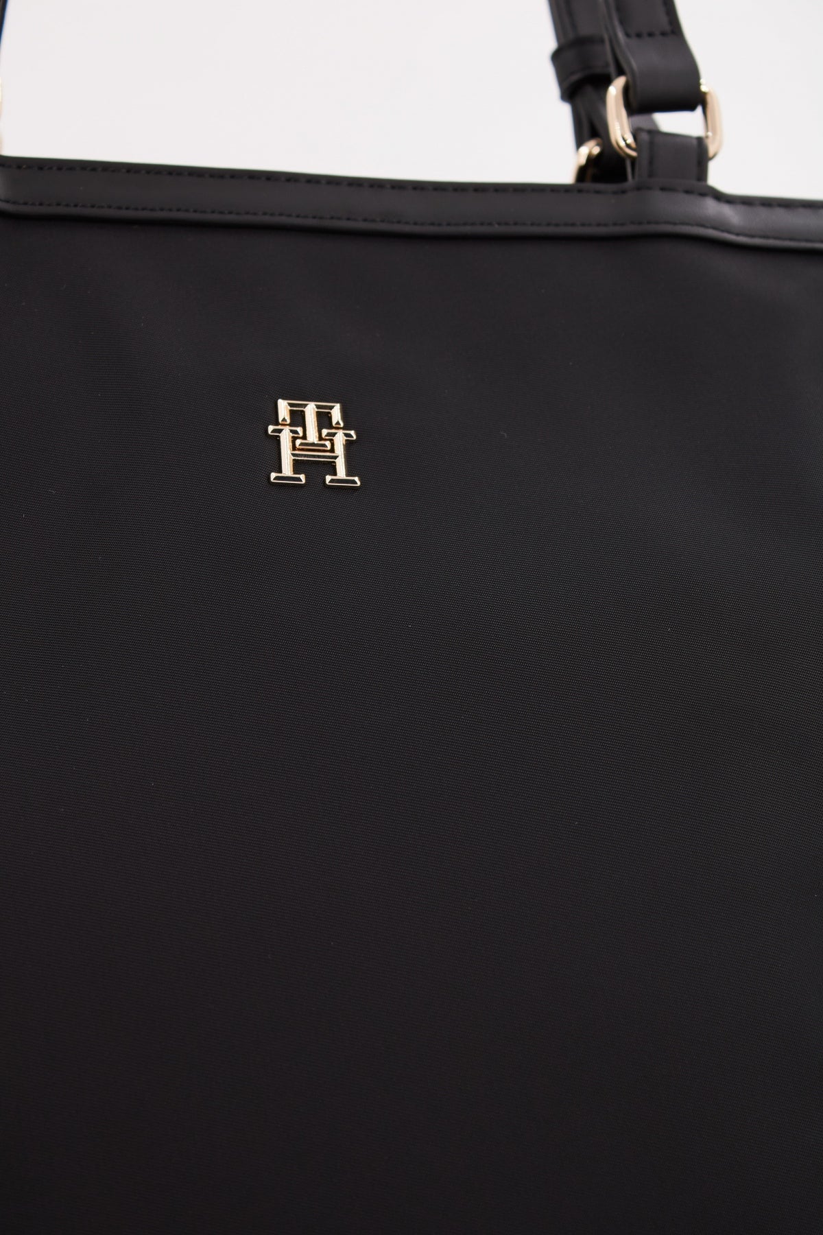TOMMY HILFIGER ESSENTIAL S TOTE en color AZUL (4)
