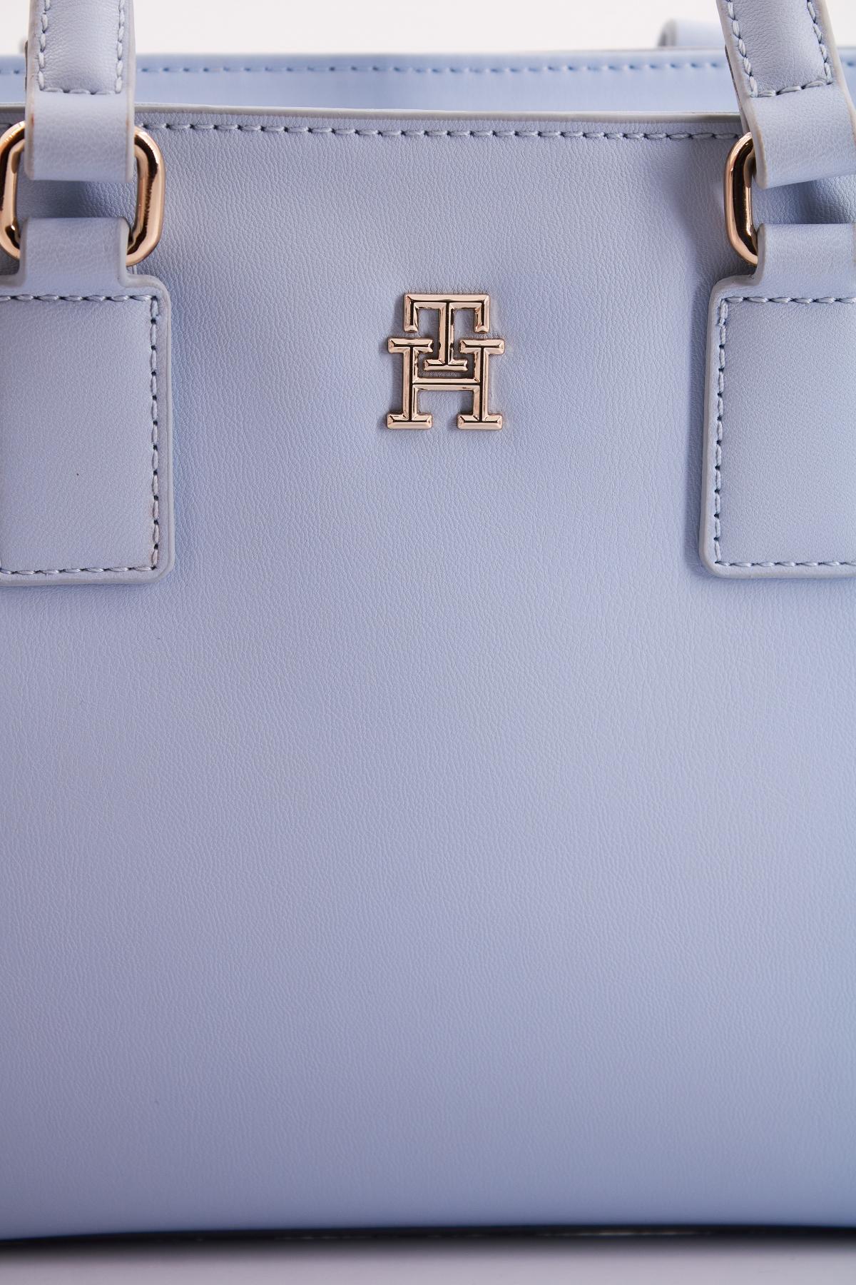 TOMMY HILFIGER MONOTYPE MINI TOTE en color AZUL (4)