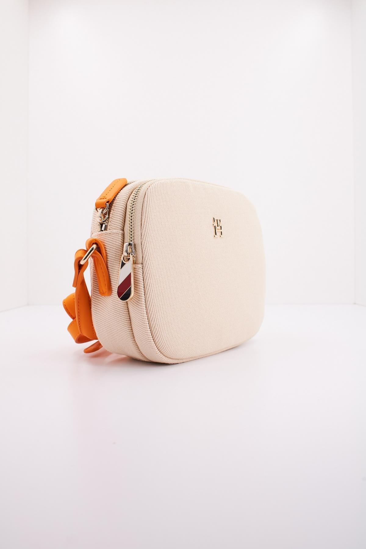 TOMMY HILFIGER POPPY CANVAS CROSSOVER en color MARRON CLARO (2)