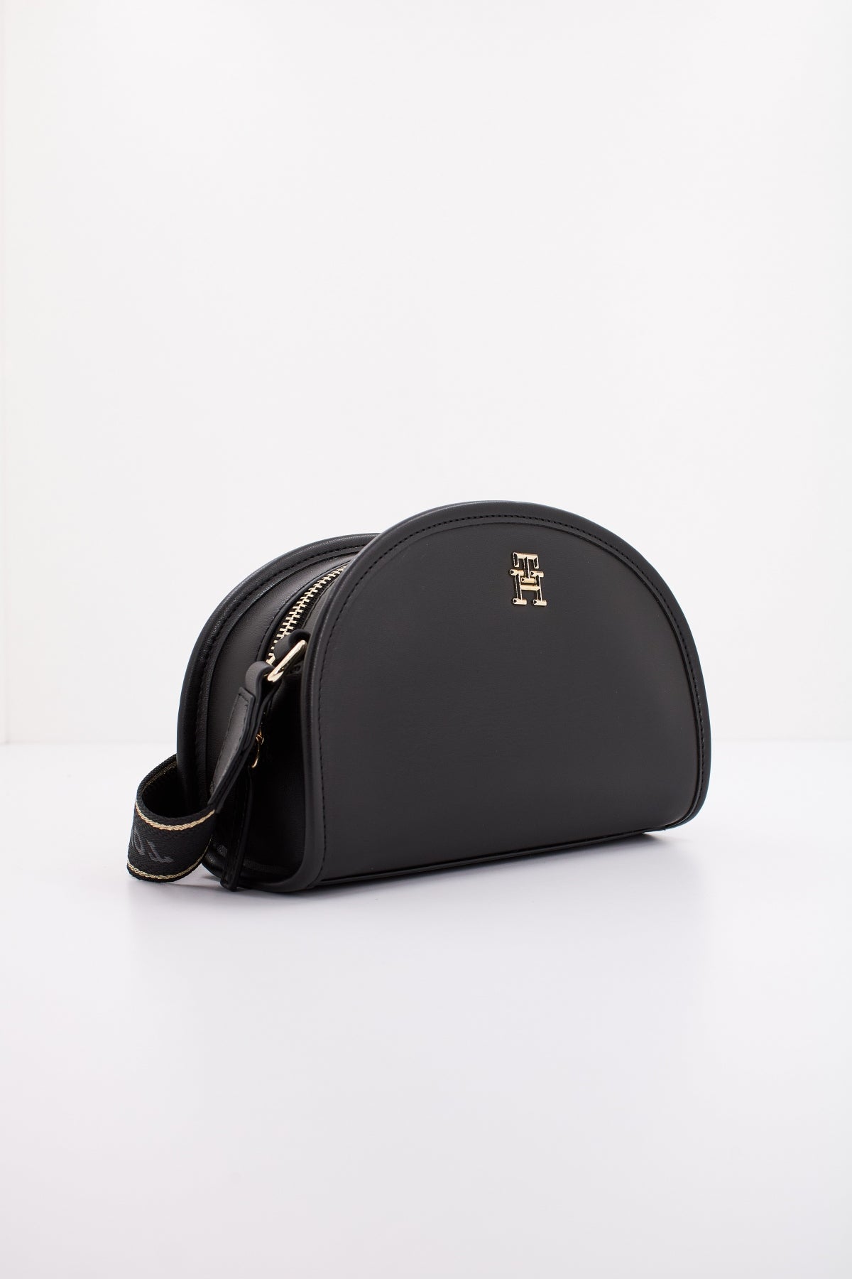 TOMMY HILFIGER MONOTYPE HALF MOON CAMER en color NEGRO (2)