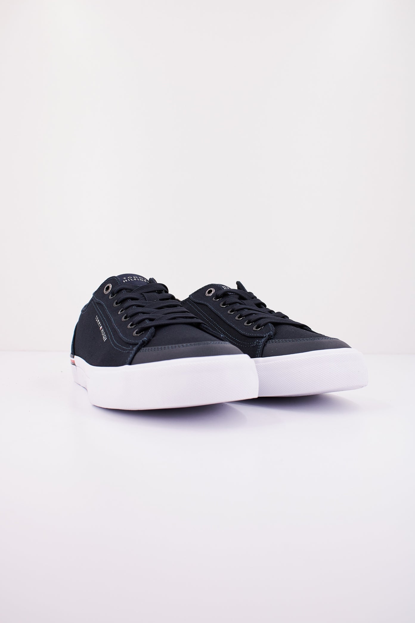 TOMMY HILFIGER CORPORATE VULC CANVAS en color AZUL (2)