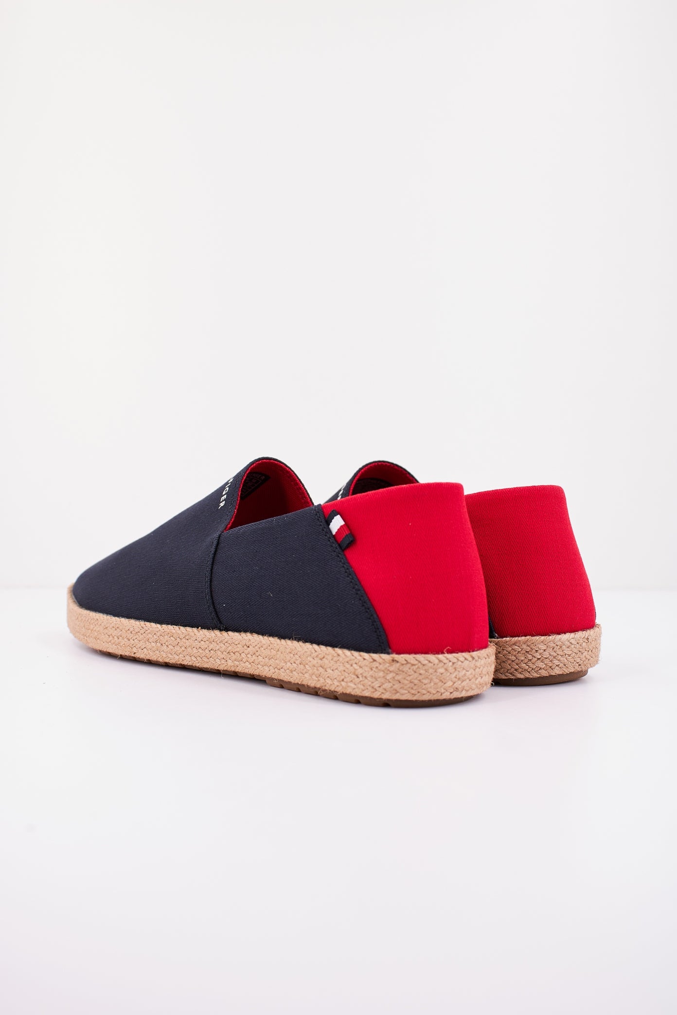 TOMMY HILFIGER FMFM en color AZUL (3)