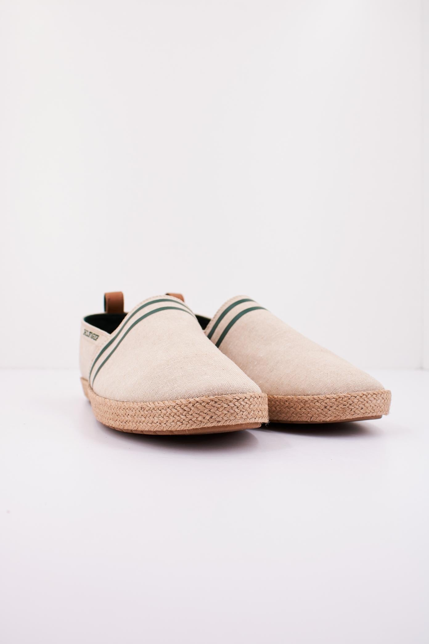 TOMMY HILFIGER FMFM en color BEIS (2)