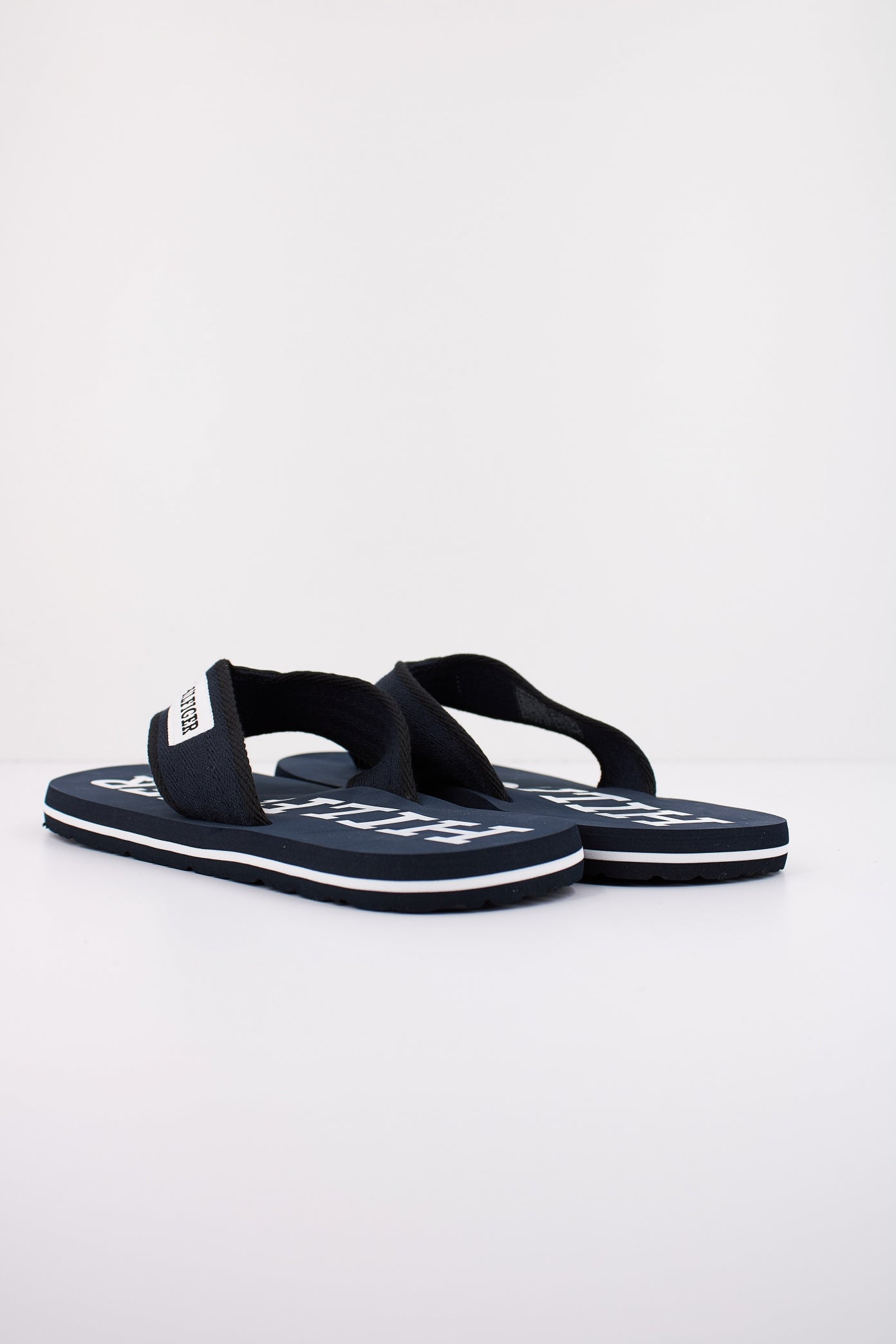 TOMMY HILFIGER PATCH HILFIGER BEACH SAN en color AZUL (3)