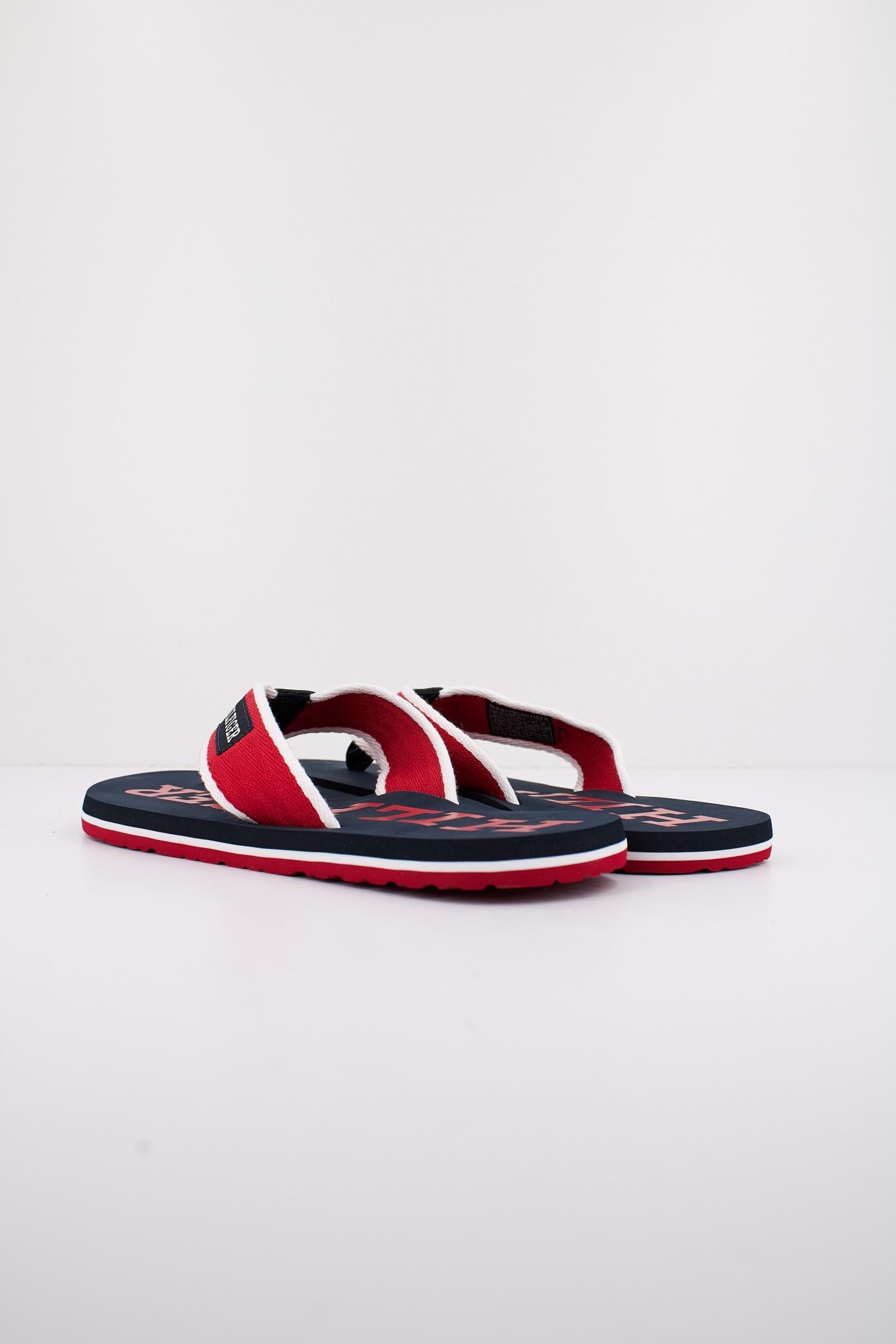 TOMMY HILFIGER PATCH HILFIGER BEACH SAN en color ROJO (3)