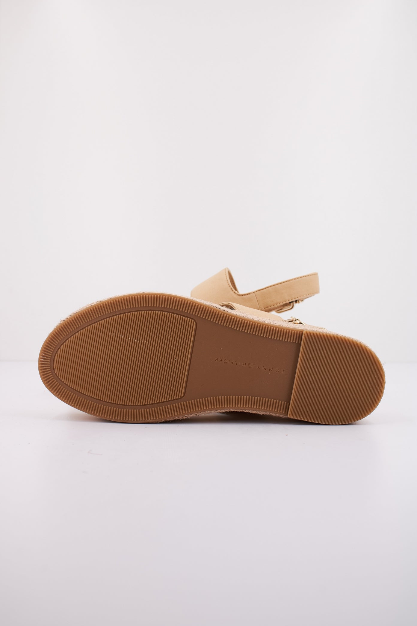 TOMMY HILFIGER HARVEST WHEAT en color MARRON CLARO (4)