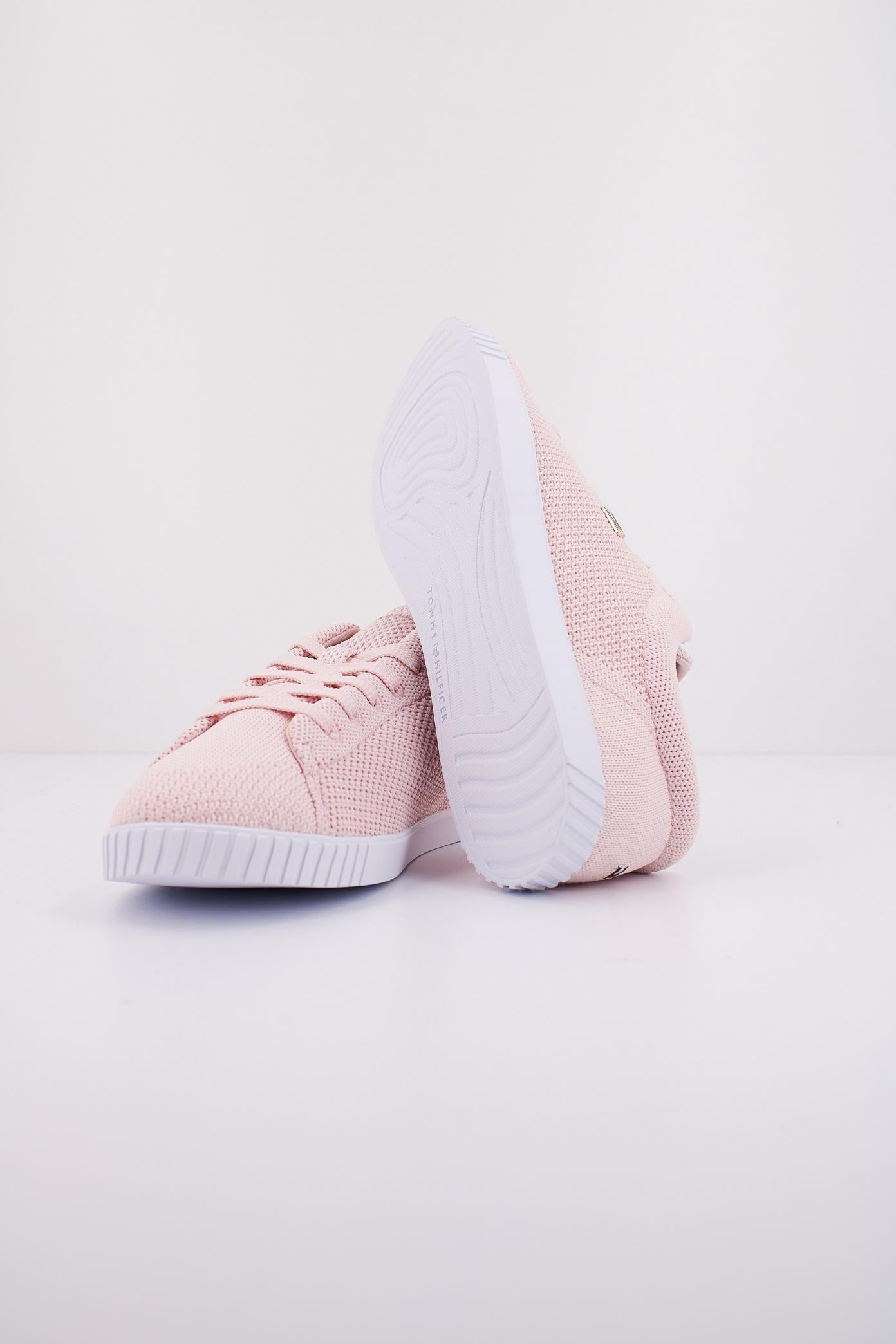 TOMMY HILFIGER FLAG LACE UP SNEAKER KNI en color ROSA (4)