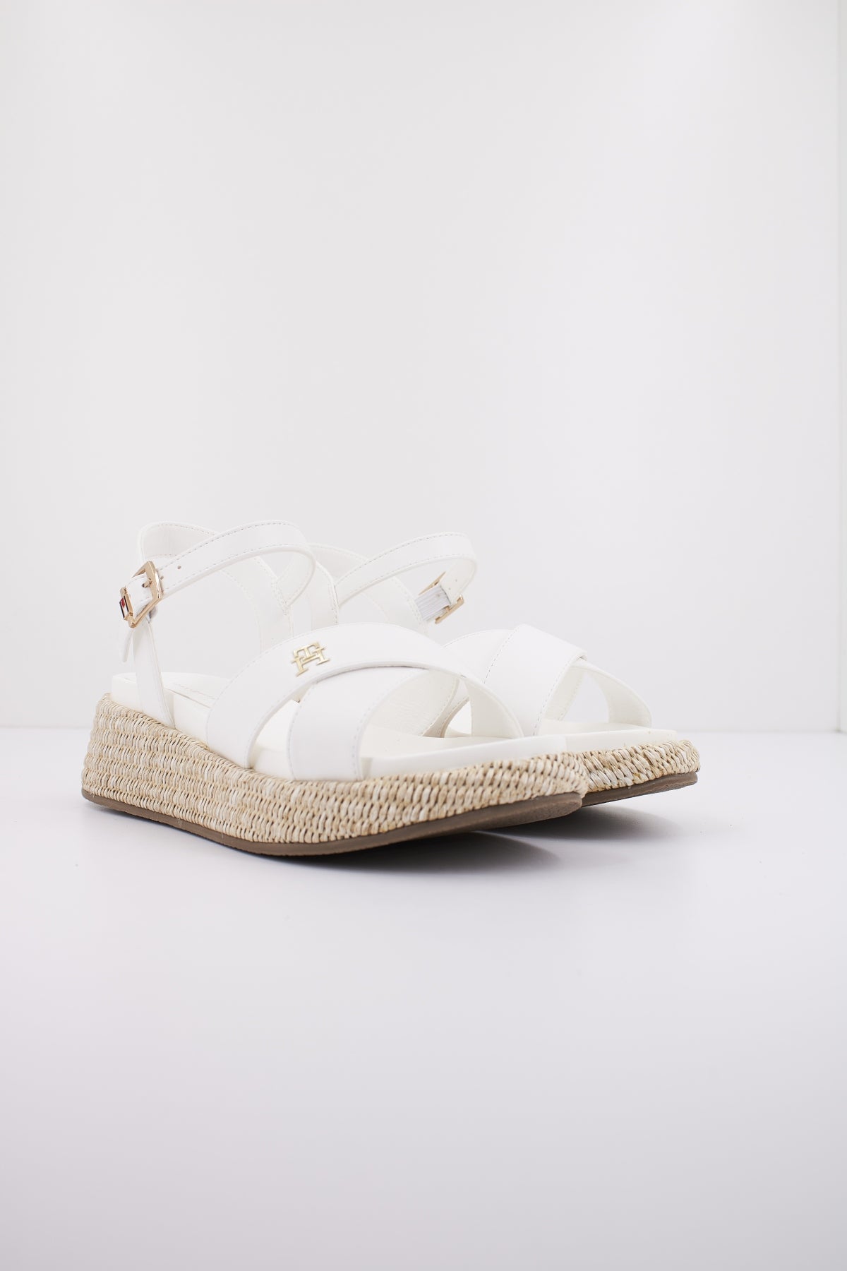 TOMMY HILFIGER TA en color BLANCO (3)