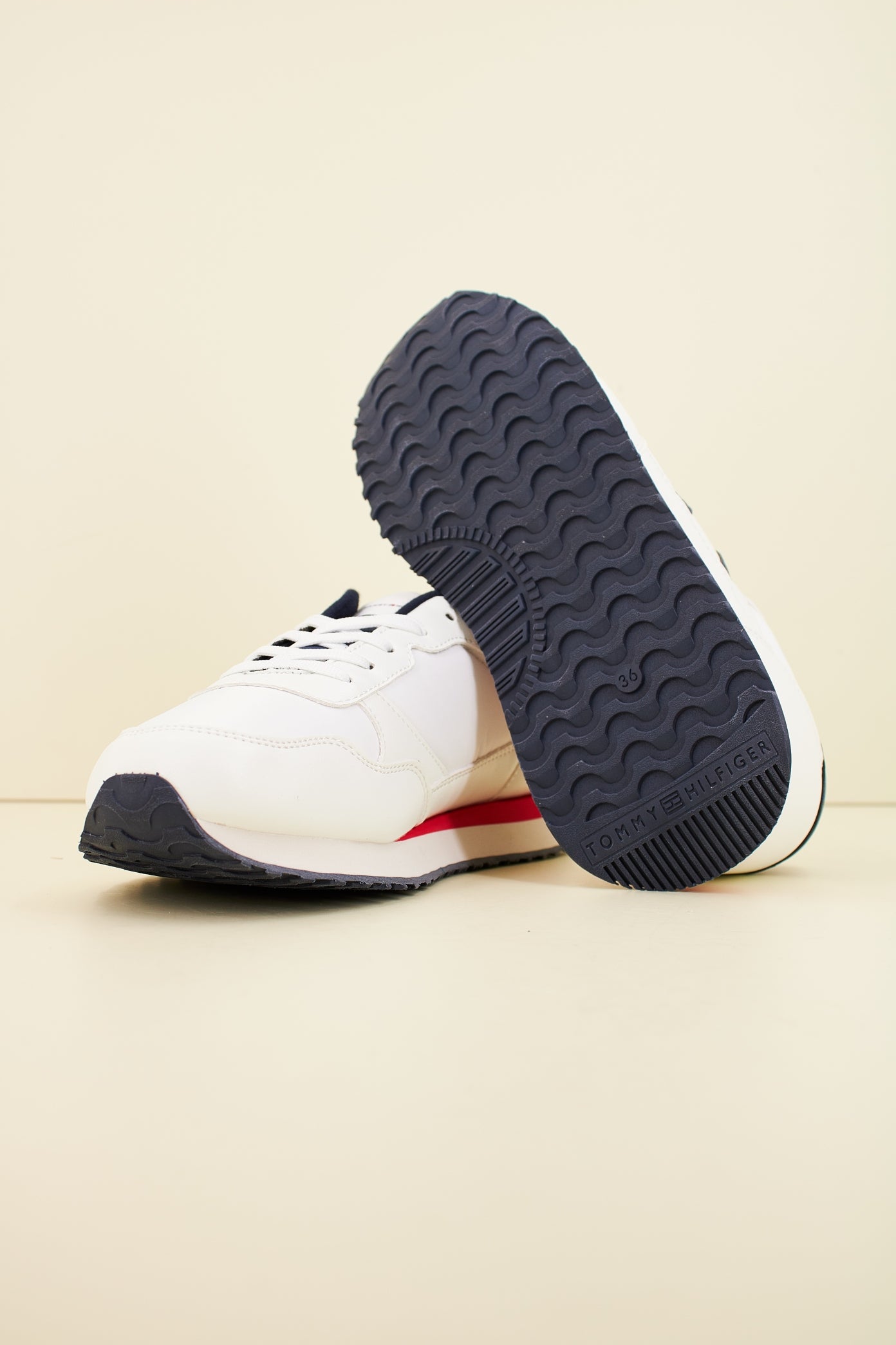 TOMMY HILFIGER SNEAKER FLAG BASSA ALLAC en color BLANCO (4)