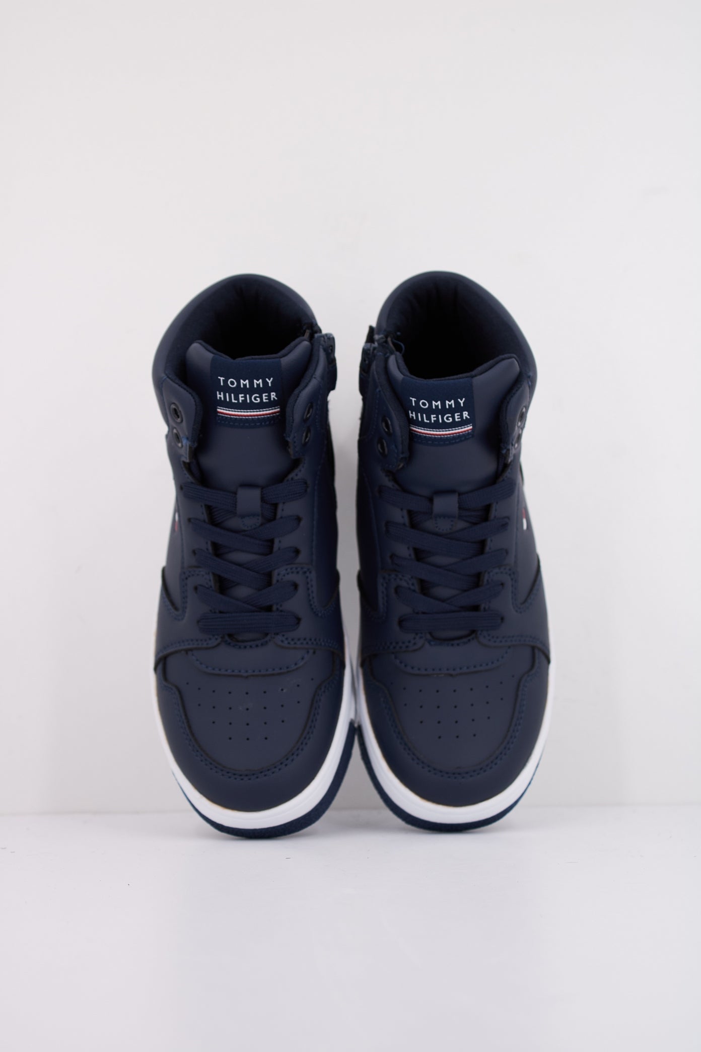 TOMMY HILFIGER MID CUTLACE-UP SNEAKER en color AZUL (3)