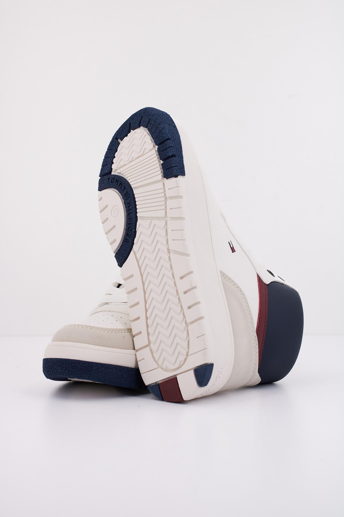 TOMMY HILFIGER MID CUT LACE-UP SNEAKER en color BLANCO (5)