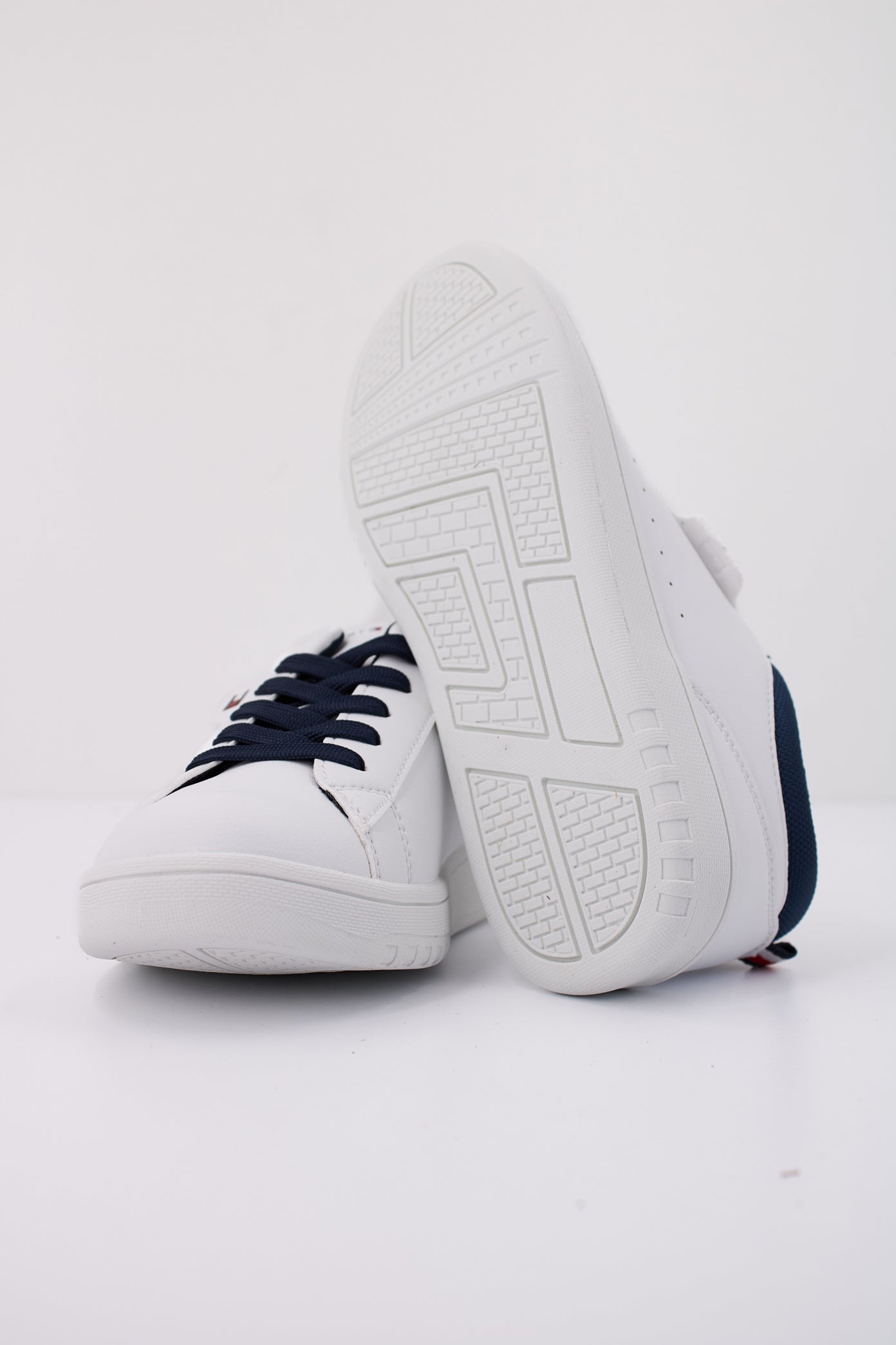 TOMMY HILFIGER LOW CUT LACE-UP en color BLANCO (5)