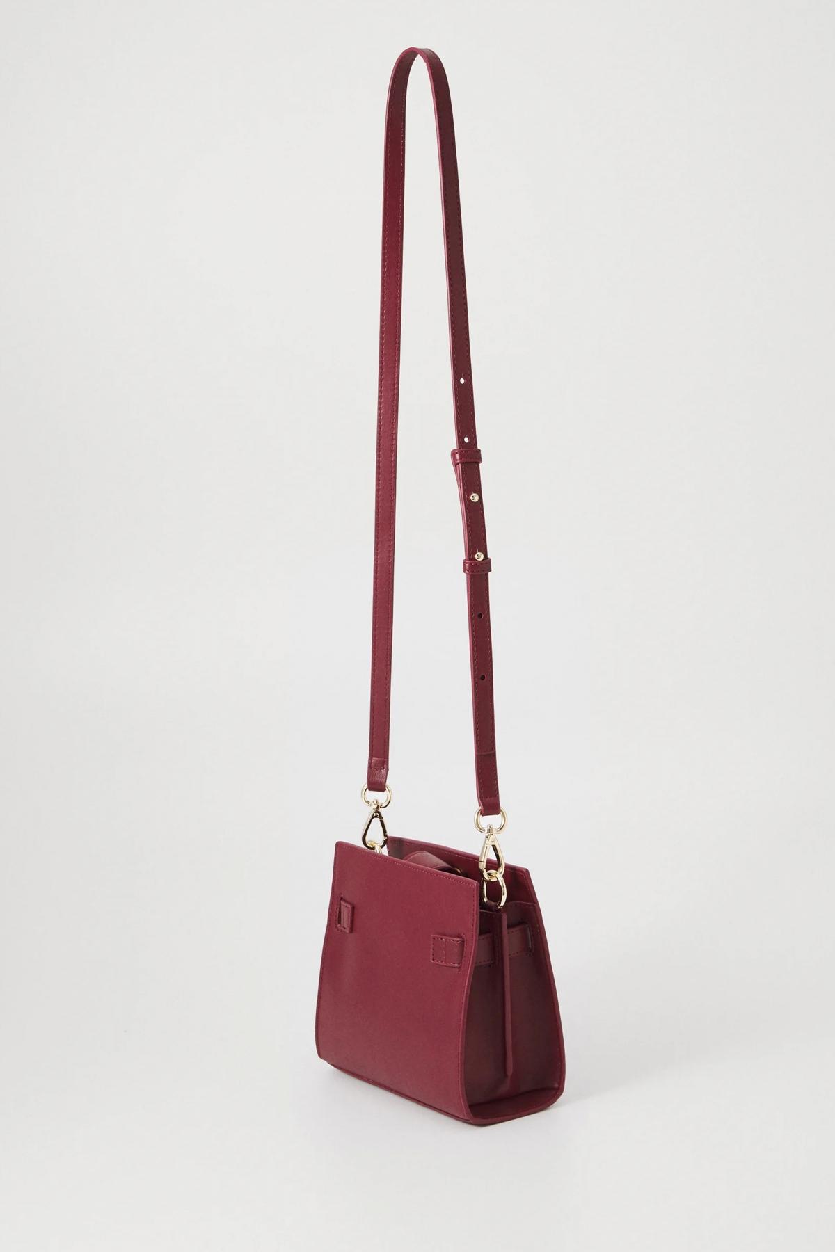 TOMMY HILFIGER TH HERITAGE MINI SATCHEL en color BURDEOS (2)